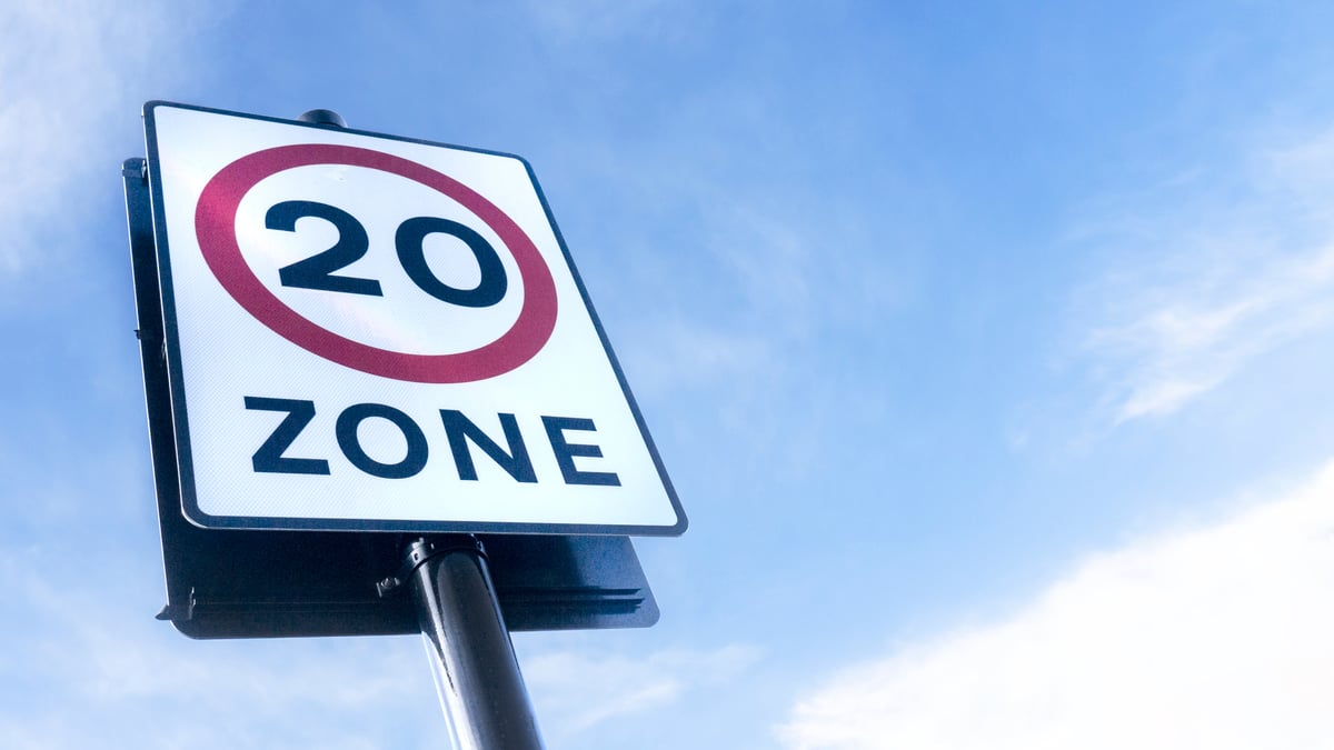 20mph limits 'have little impact on road safety', report claims