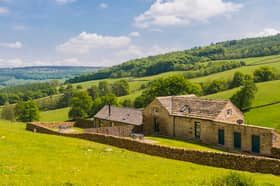 Pingle Cottage with its beautiful Peak District backdrop