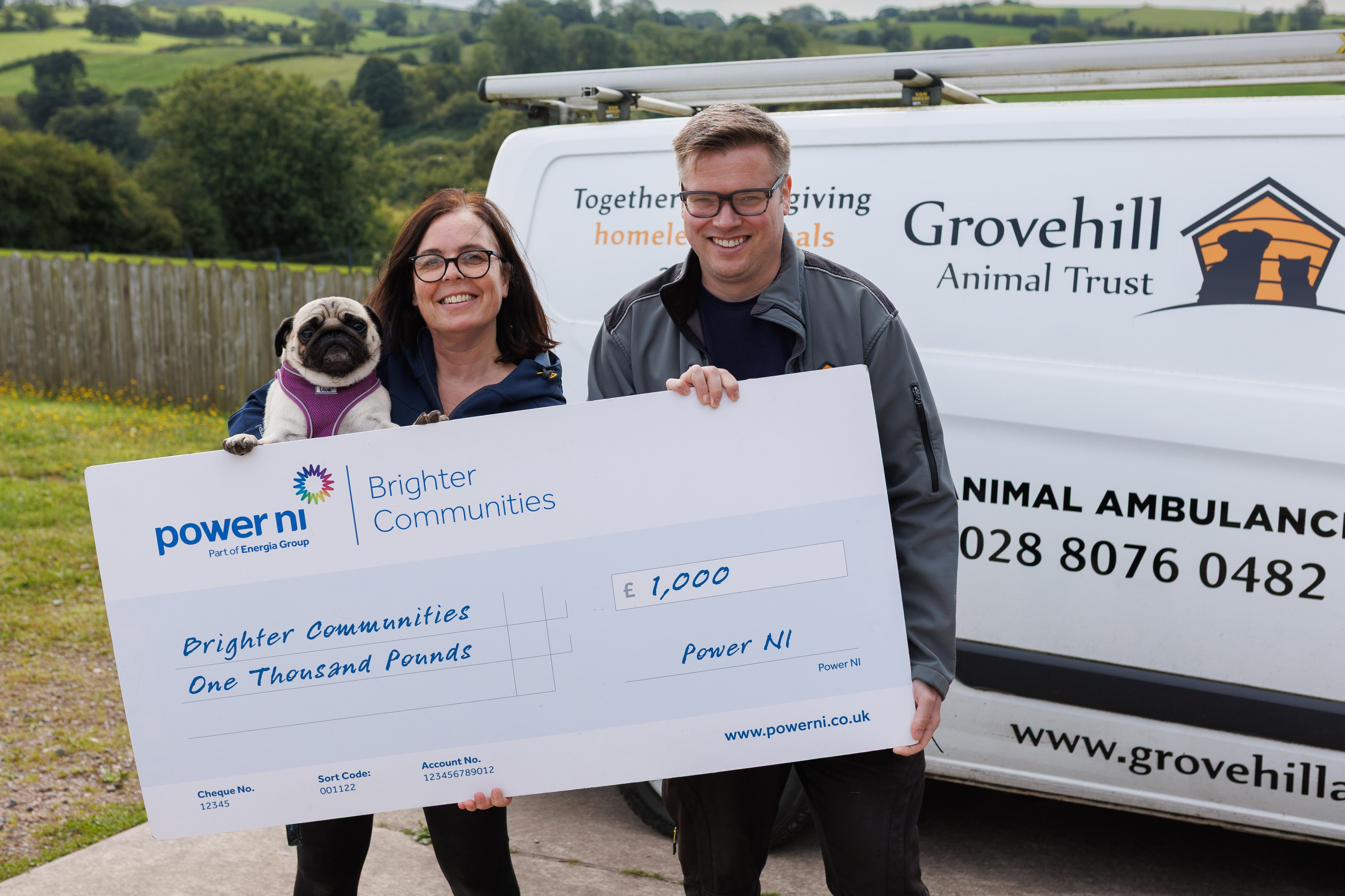 Power NI gives animal charity a helping paw with £1,000 boost