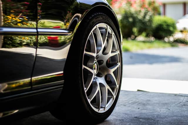 Motorists across Northern Ireland are being urged to carry out a simple five-minute tyre check before the clocks go back this Sunday (25 October)