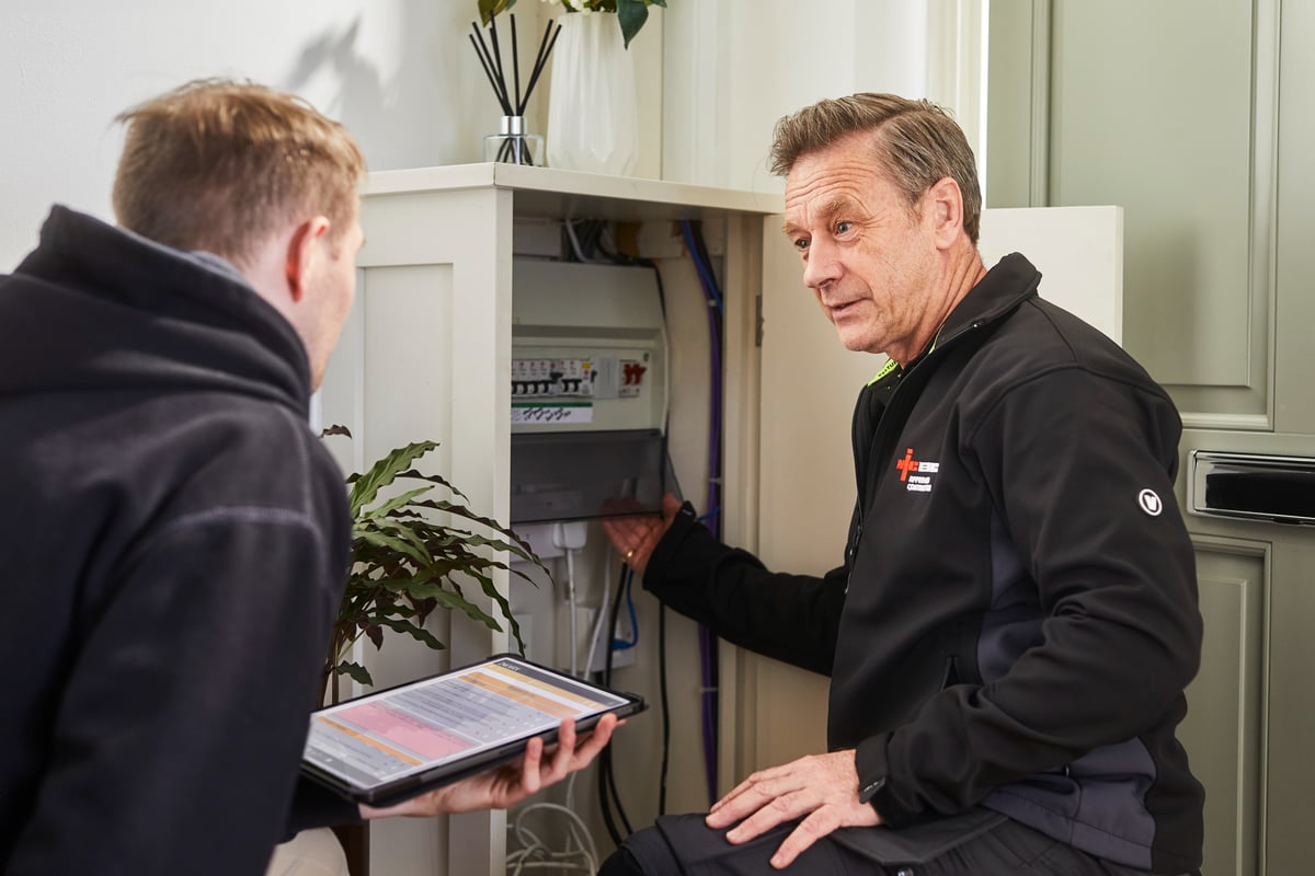 Time to test! NICEIC urges households to check life-saving electrical safety devices as clocks go back