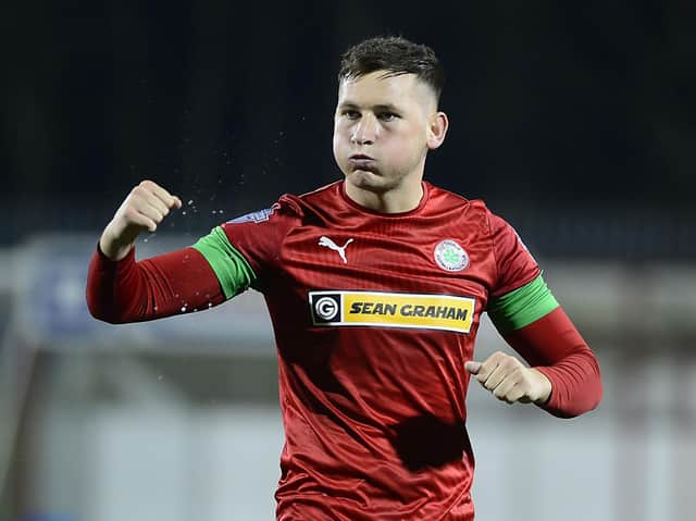 Conor McDermott has signed a permanent deal with Cliftonville, which will see him at Solitude to at least the 2022-23 season.