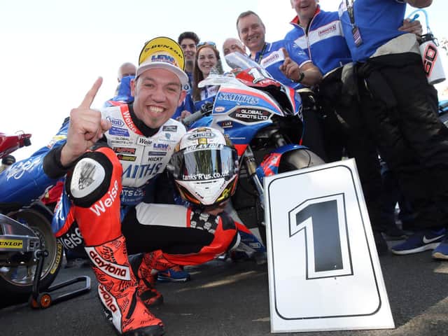 Peter Hickman will ride a Yamaha for Smiths Racing in the Supersport class at the international road races in 2020.