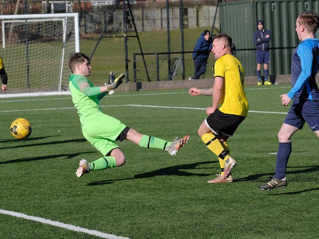 Trafalgar 10 Cayton 2