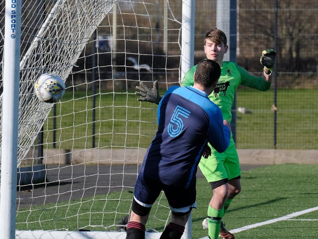 Trafalgar 10 Cayton 2