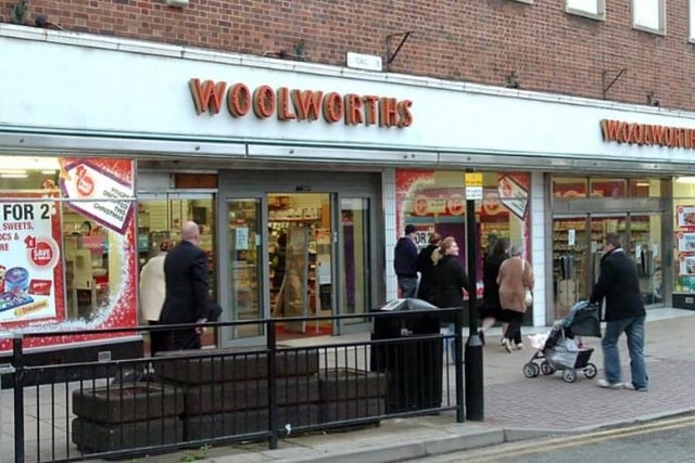 Woolworths, which had a store on Kirkgate, entered administration late in 2008 after racking up almost £400m in debt, with administrators Deloitte closing all the 807 stores between 27 December 2008 and 6 January 2009, which resulted in 27,000 job losses. Shop Direct purchased the name a month later and continued to operate Woolworths website until it closed down in 2015.