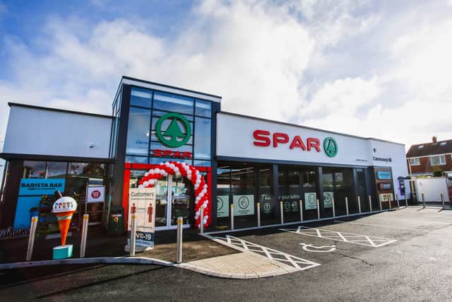 Henderson Retail has just completed the £500,000 fit-out of the recently constructed SPAR Carnmoney Hill, the first of its new builds to open amidst the COVID-19 pandemic, bringing 21 new jobs to the local community