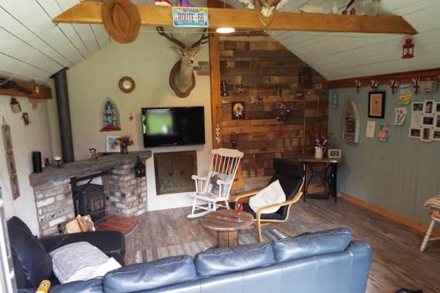 Inside The Cosy Cabin