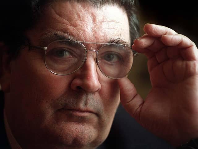 Respectful tributes have been paid to former SDLP leader John Hume from unionists, nationalists, world leaders and others