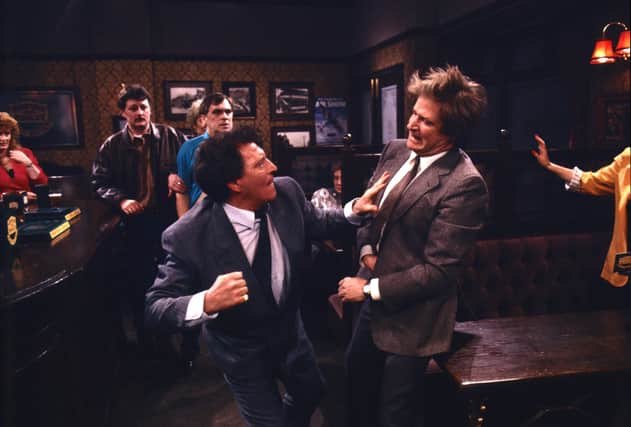 Another fight breaks out between Mike Baldwin and Ken Barlow in the Rovers Return over Deirdre Barlow