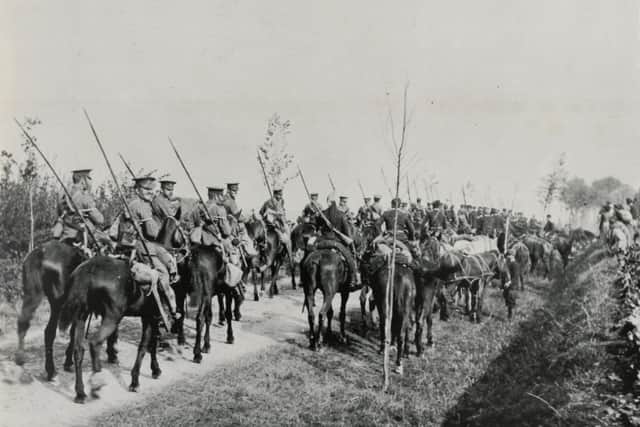 British soldiers during advance from the Marne to the Aisne. September 1914.