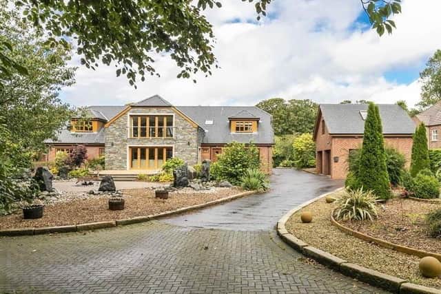 1 SHANEOGUESTOWN ROAD,Dunadry, County Antrim BT41 4QL