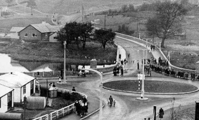 Old photograph of the Johnston Bridge