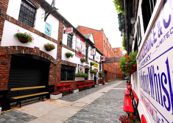 The well-known drinking spot The Duke of York in Belfast, shuttered as of October 7.  In addition White’s Tavern – the oldest pub in the city – said yesterday that it looks like ‘there will only be a few days to enjoy some drinks in the garden’ before the bar is put into ‘winter hibernation’