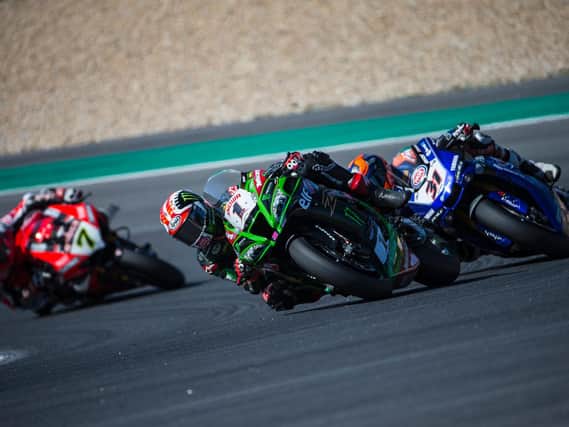 Jonathan Rea crashed out of third place in the final race of the 2020 World Superbike Championship at Estoril in Portugal.