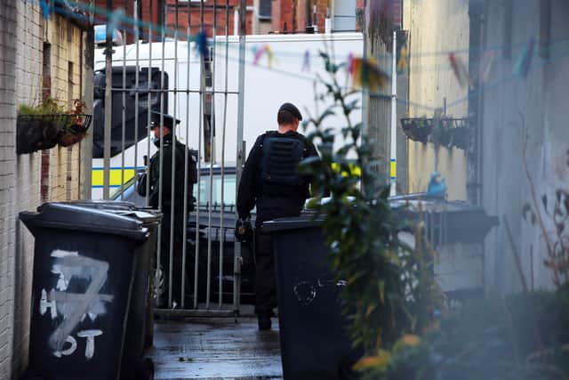 Security alert ongoing on the Springfield Road in West Belfast and officers remain at the scene.

Residents in the Hawthorn Street area in the west of the city say they have been told to stay indoors.

Photo by Jonathan Porter / Press Eye