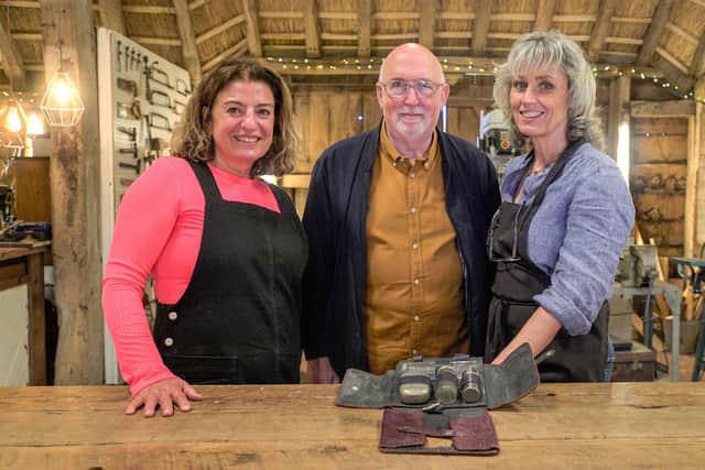 A Leather Kit Bag arrives with Lucia Scalisi, Iain Ogilvie but Suzie Fletcher is on the case