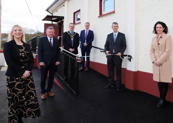DAERA Minister Edwin Poots MLA officially opens the refurbished Ballymacnab Community Hall in Co.Armagh. The Ballymacnab Community Development Association Limited received funding of £172,000 from the Rural Development Programme to refurbish and extend the facility, which now includes a modernised and professional catering area and showering facilities. Pictured (from left-right) are; Roisin McAliskey, Deputy Chair of the Local Action Group, Gerard McClelland, Chairman of Ballymacnab Community Development Association (BCDA), Kevin Savage, Lord Mayor of Armagh City, Banbridge And Craigavon Council, Kyle Savage, LAG Chairman, DAERA Minister Edwin Poots MLA and Sharon Digby, Secretary of BCDA.