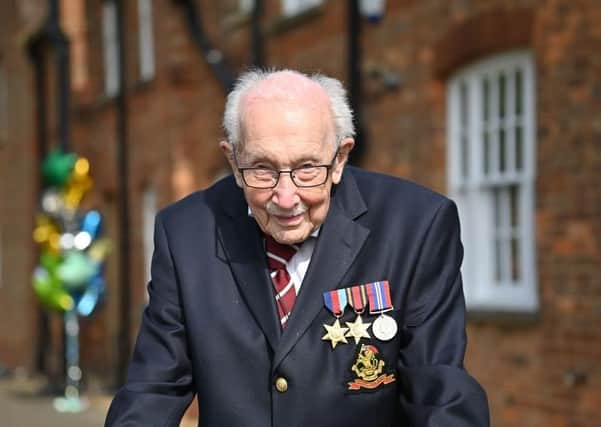 British World War II veteran Captain Tom Moore (Photo by JUSTIN TALLIS / AFP) (Photo by JUSTIN TALLIS/AFP via Getty Images)