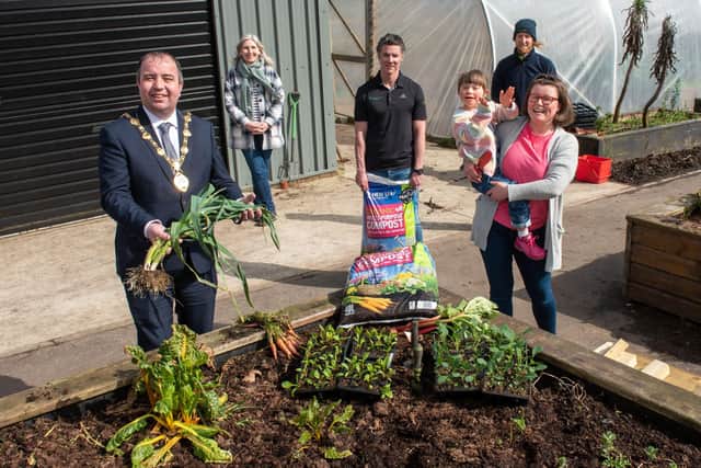 The Mayor, Councillor Brian Tierney, pictured in Brooke Park with I Can Grow participants Dawn and Maisie Colhoun, I Can Grow horticulturalist David Montgomery, CEO of the Natural World Products Colm Warren, and the Community Foundation's Shauna Kelpie.