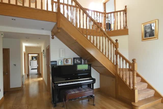 The standard of finish is exceptional throughout with a contemporary theme