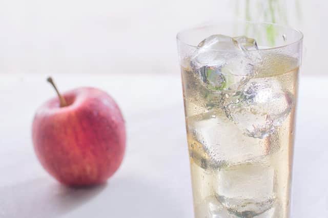 SUKI’s Sparkling Tea Infusions are available in ‘White Tea, Apple and Elderflower’