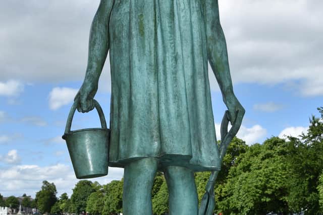 Sculpture commemorating the Armagh rail disaster. By Rory Breslin. The Mall Armagh