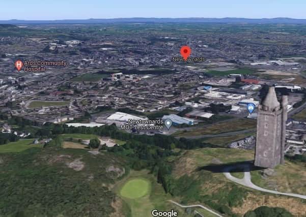 The red arrow indicates the location of the estate