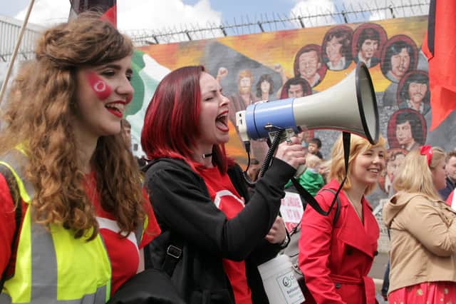PACEMAKER BELFAST: 20/05/2017 Irish Language activists hold a protest march organised by An Dream Dearg,  from An Culturlann on the Falls Road in West Belfast to Belfast City Hall on Saturday, to campaign for an Irish-language Act