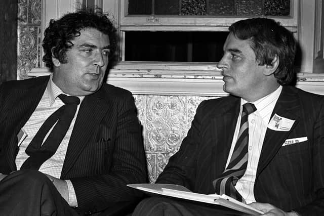 PACEMAKER PRESS INTL. BELFAST. John Hume and Austin Currie talking at SDLP Conference in Newcastle. 9/11/80.
967/80/bw