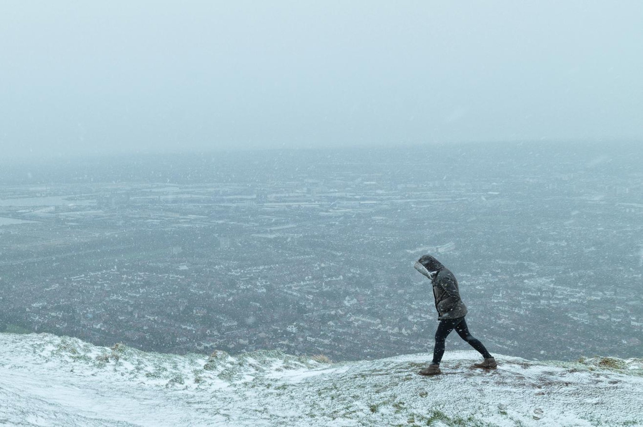 Northern Ireland Weather Warning: Met Office issues yellow weather warning for wind and snow