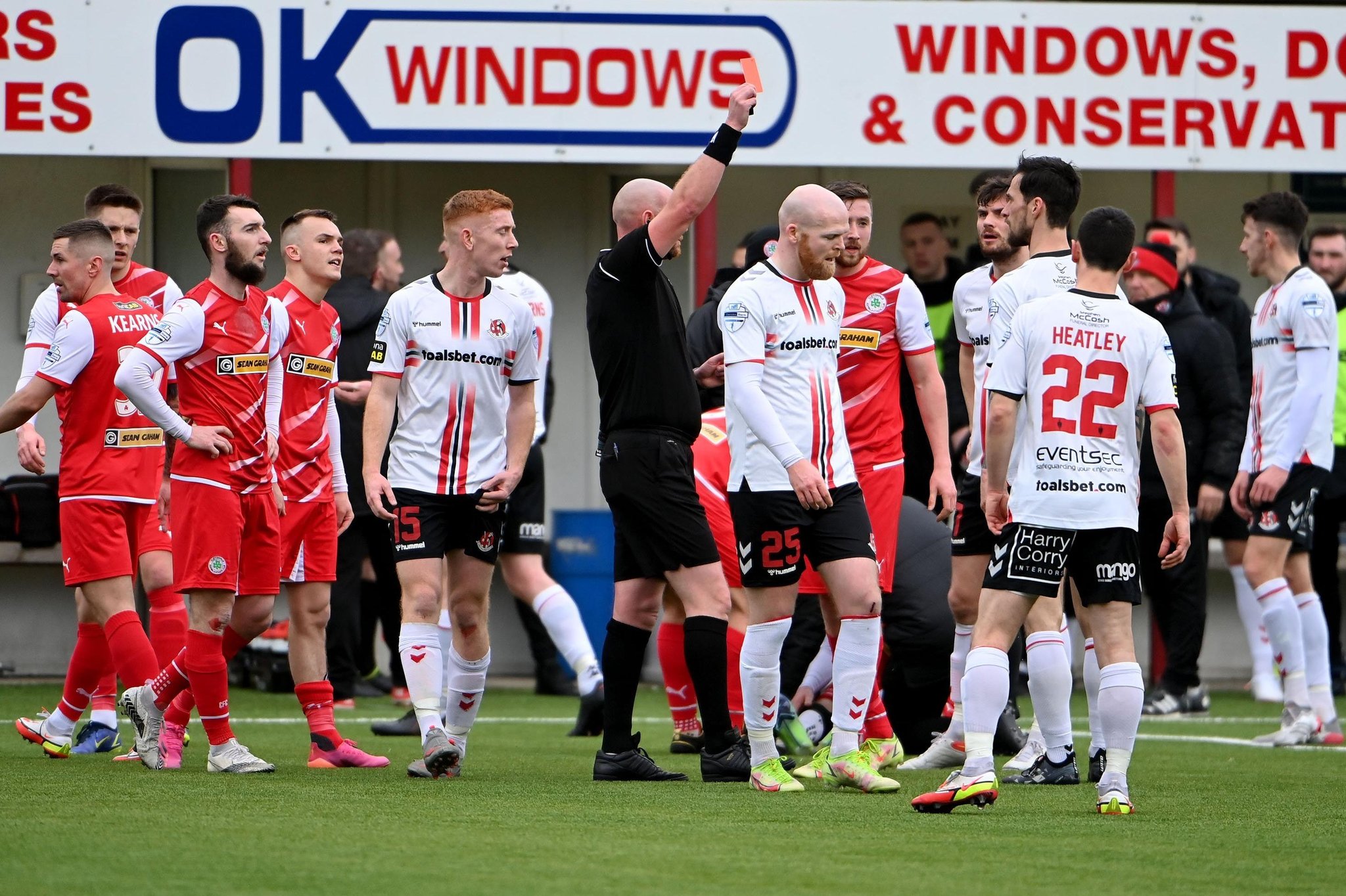 Derby joy for Cliftonville as Larne see off Dungannon