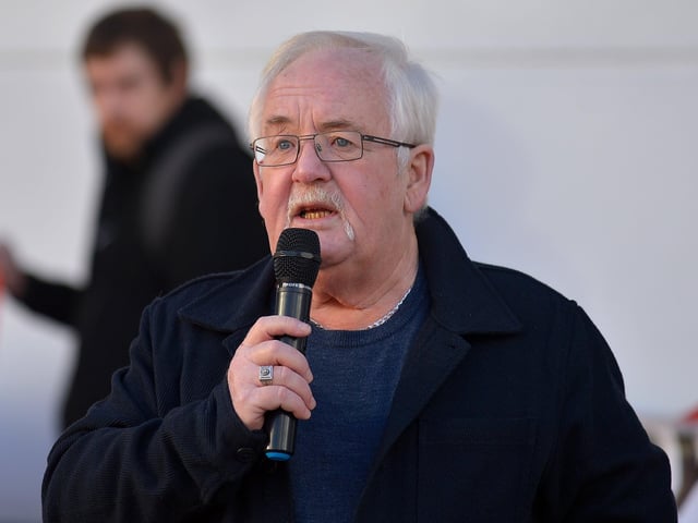 Martin McCartney speaking at the Derry Against Fuel Poverty rally in Waterloo Place on Saturday afternoon last. Photo: George Sweeney.  DER2209GS – 067