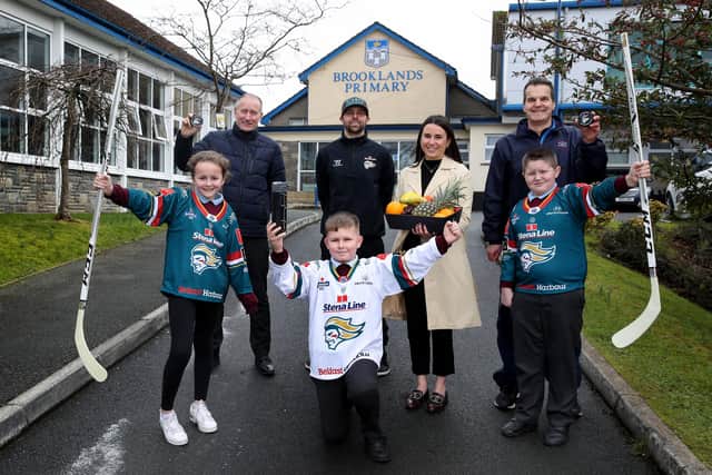 Back, from left, Jeremy Armstrong (principal, Brooklands Primary School, Dundonald), Jeff Mason (assistant coach, Belfast Giants), Paula McKay (communications and marketing executive at Belfast Harbour), Ralph Coetzee (head of KS2 and PE co-ordinator, Brooklands Primary School). Front, from left, Alexis Smith, Carson King, DJ Hamilton (all Brooklands Primary School). The Stena Line Belfast Giants, in partnership with community outreach partner Belfast Harbour, have launched the club’s Healthy Lifestyle Programme for 2022