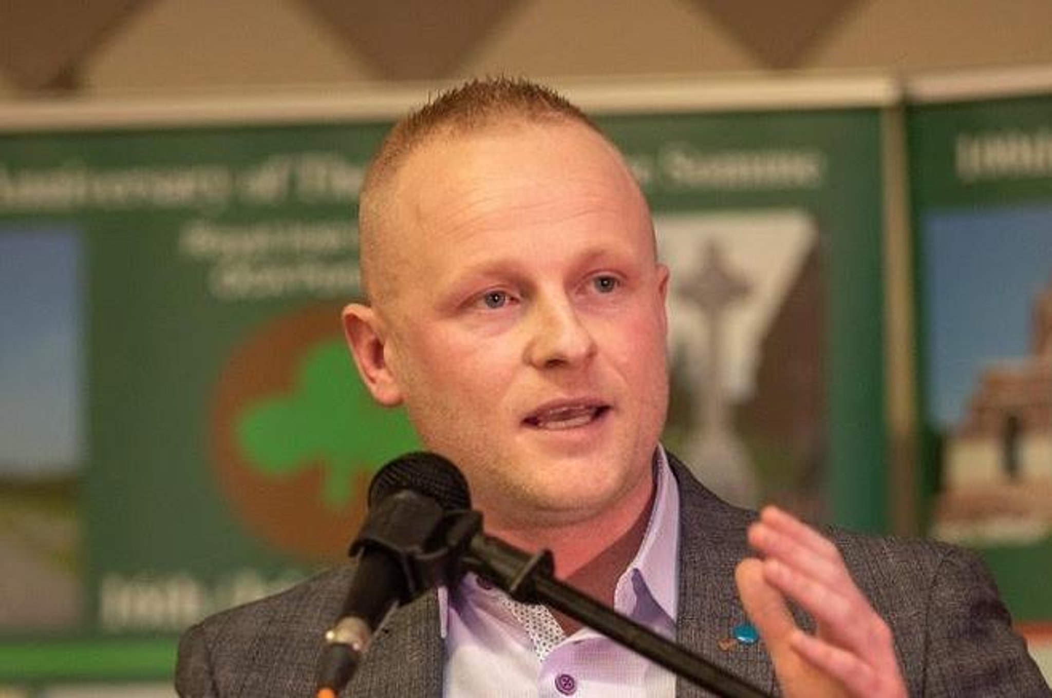 Northern Ireland Protocol: Jamie Bryson in call for non-violent protest