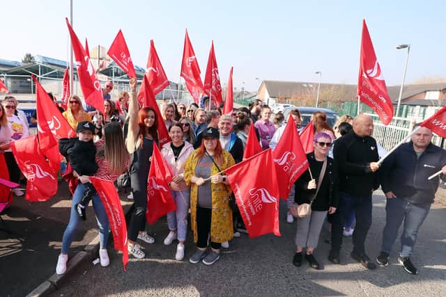 Press Eye - Belfast - Northern Ireland - 25th March 2022

Photo by Jonathan Porter // Press Eye.

Unite the Union members pictured outside
Glenveagh School - Harberton Park, Belfastas the strike for better pay and working conditions.
