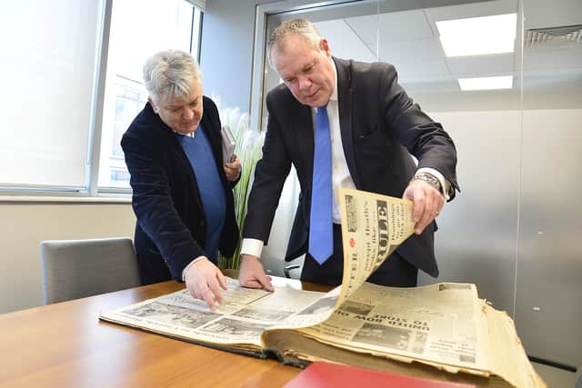 24-03-2022:  Conor Burns, 
Minister of State for Northern Ireland, pictured with Henry McDonald at the News Letter offices in Belfast.
 Picture By: Arthur Allison/Pacemaker Press