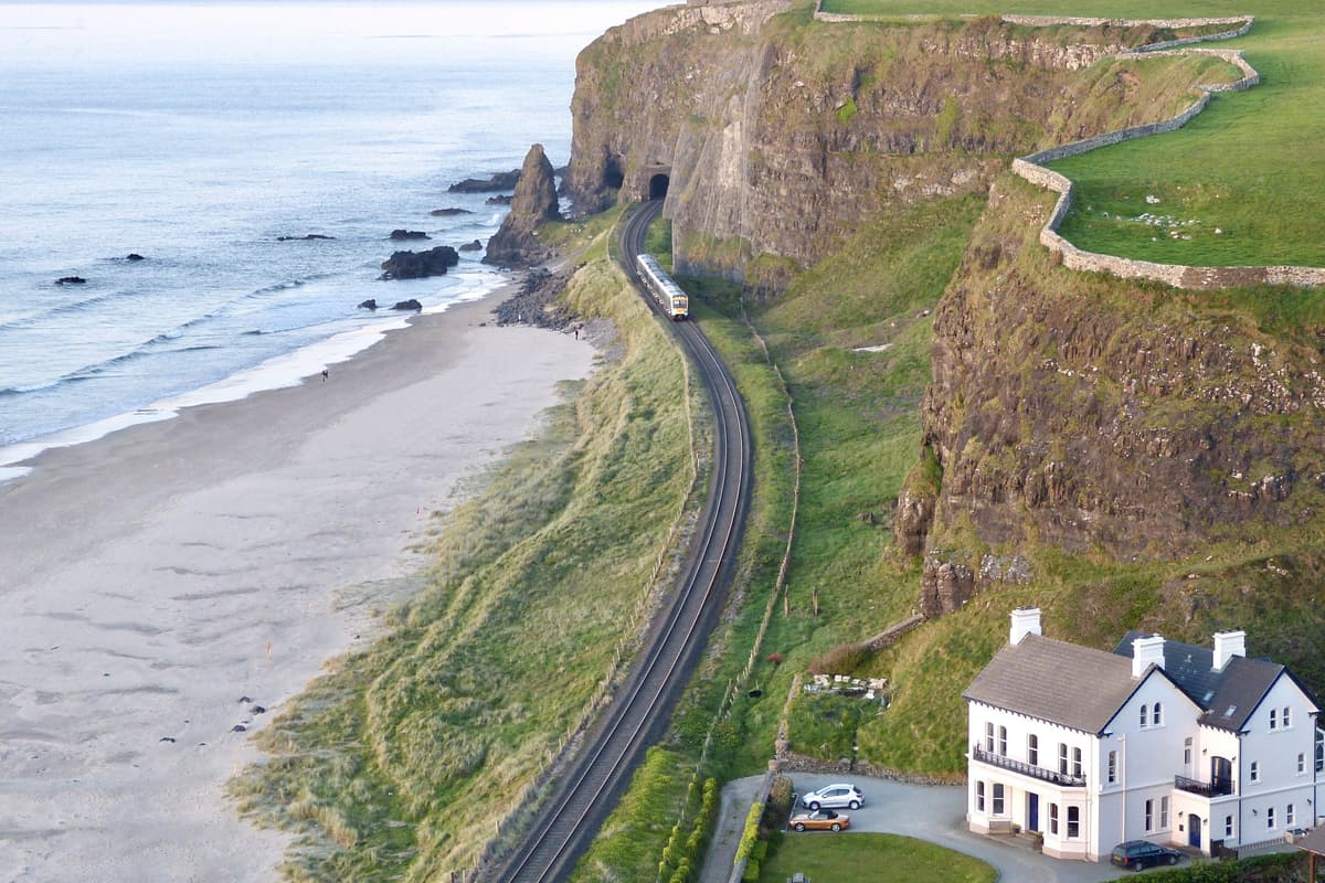Indtil lommetørklæde Lav vej New TV series 'B&B By The Sea': Celebrities come to Northern Ireland for  guesthouse experience | Belfast News Letter