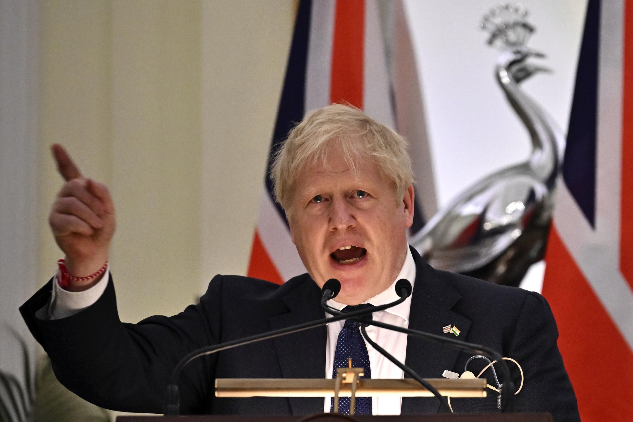 Boris Johnson: UK ready to 'fix' Northern Ireland Protocol
