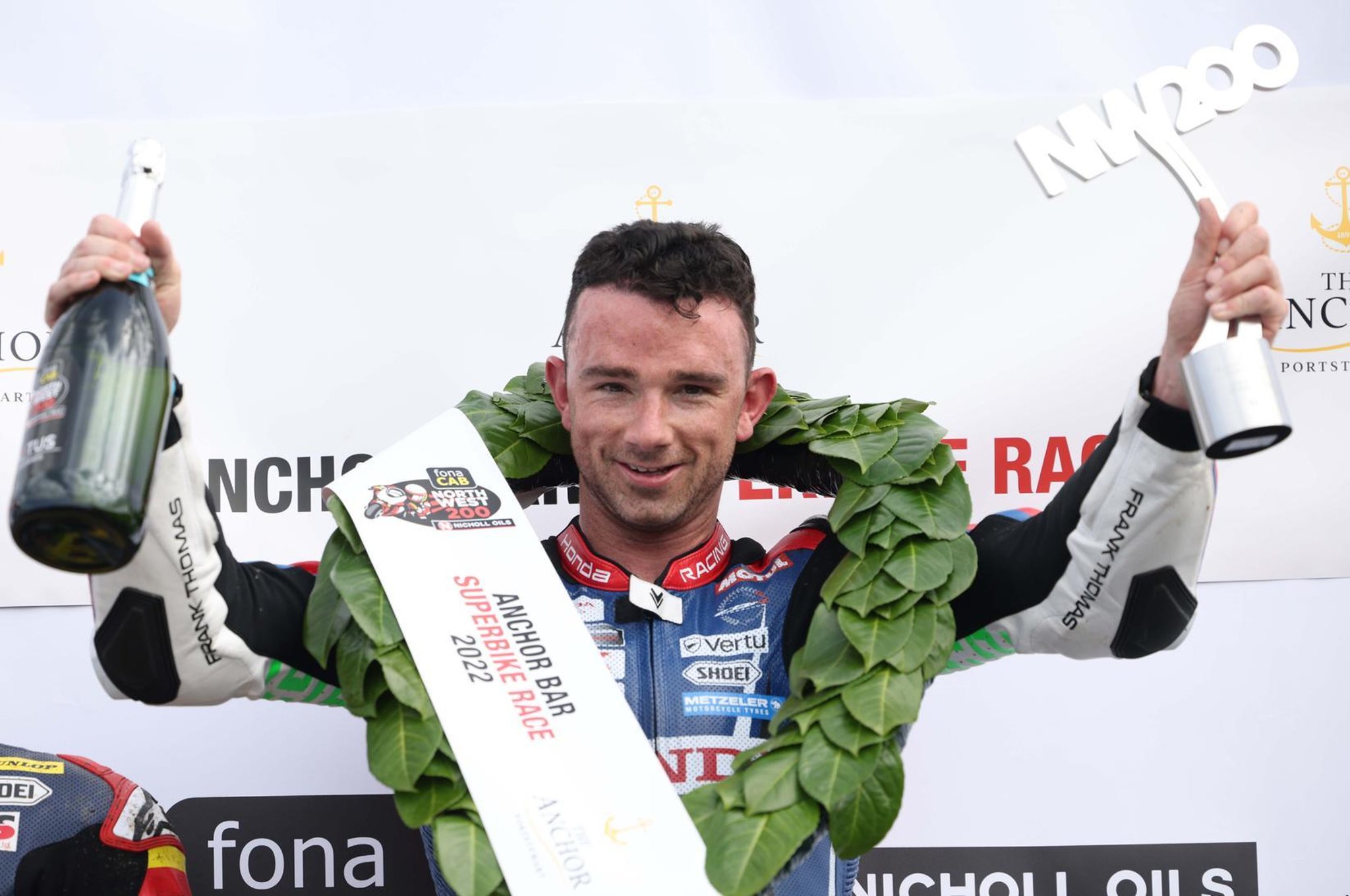 NW200: Superbike double for Honda&#8217;s Glenn Irwin in depleted headline race after Dunlop tyre concerns