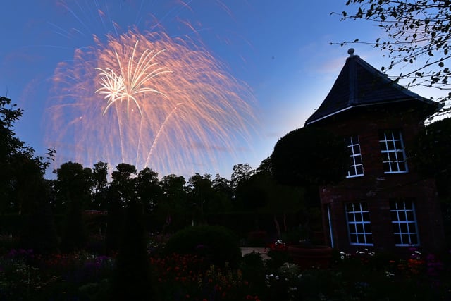 Pacemaker Press 04-06-2022: 
Antrim & Newtownabbey Council Firework Display at Antrim Castle Gardens on Saturday  for Her Majesty The Queen's special Platinum Jubilee celebration.
Pic Colm Lenaghan/Pacemaker