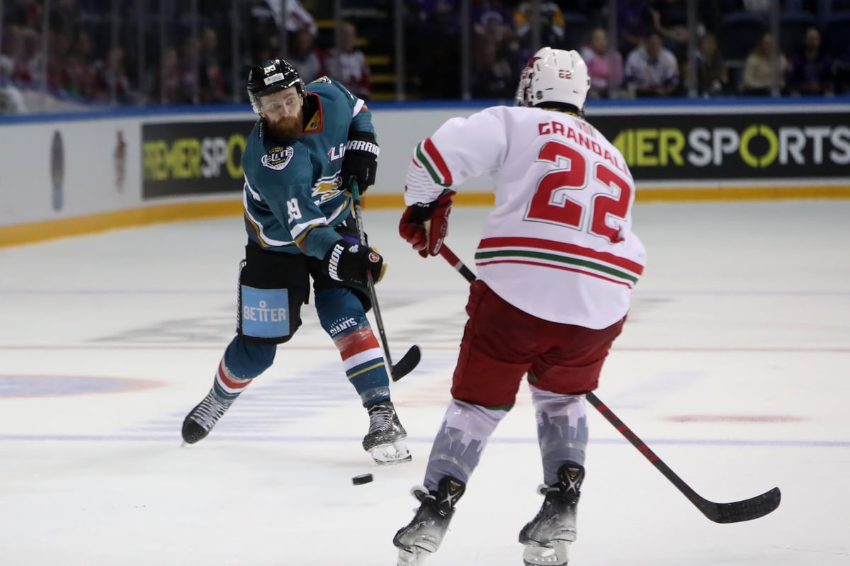 Giant week for Ciaran Long as he weds and re-signs with Belfast Giants