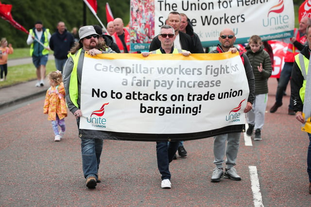 Press Eye - Belfast - Northern Ireland - 25th June 2022 - 

Union members pictured at a rally at Stormont, Belfast calling on Westminster to provide support to working families and for a return of a NI Executive to roll out the necessary policies and actions to seek to address this cost of living crisis.

The rally was organised by trade unions NIC and ICTU.

Photo by Kelvin Boyes / Press Eye.