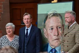 Lord David Trimble with his wife Daphne during an unveiling of his portrait by Colin Davidson at QUB in June 2022. 
Photo: Colm Lenaghan/Pacemaker