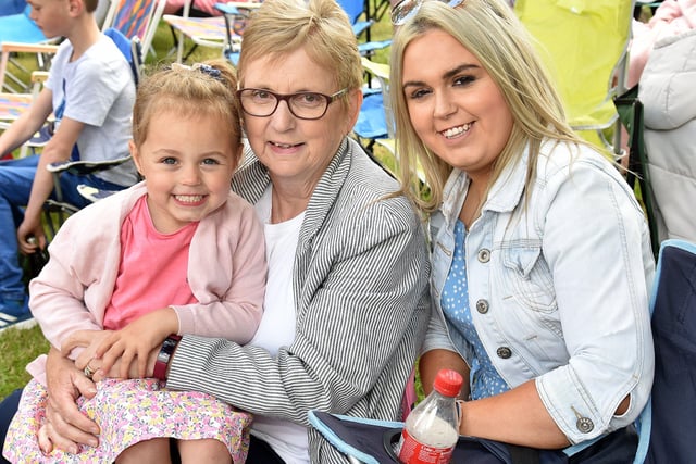 Having a great day out at the RBP Demonstration in Scarva are from left, Emily McNally (4), Granny, Yvonne Beattie and Mum, Lauren Beattie. NL28-207.