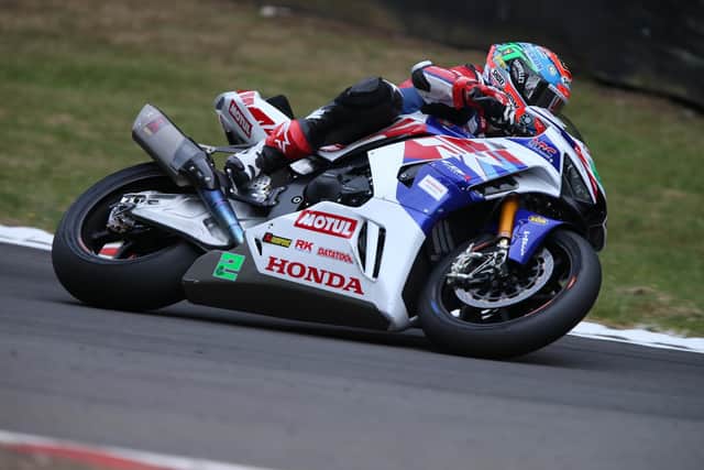 Glenn Irwin in action at Brands Hatch on the Honda Racing Fireblade. Picture: David Yeomans.