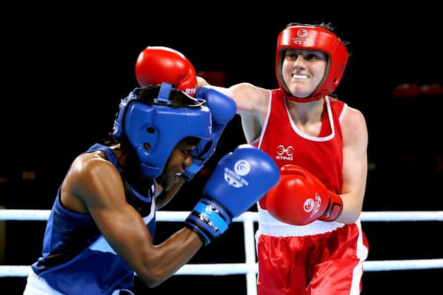 Michaela Walsh in action against Nicola Adams at the Glasgow 2014 Commonwealth Games