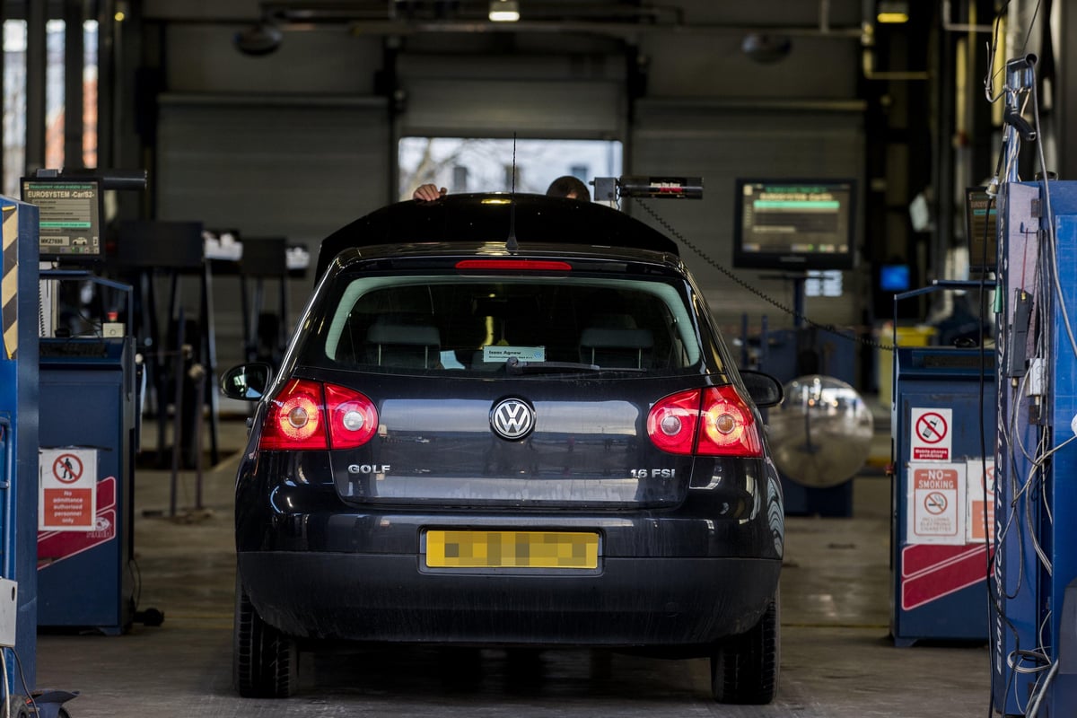 Drivers given advice on five month backlog for MOT test in NI