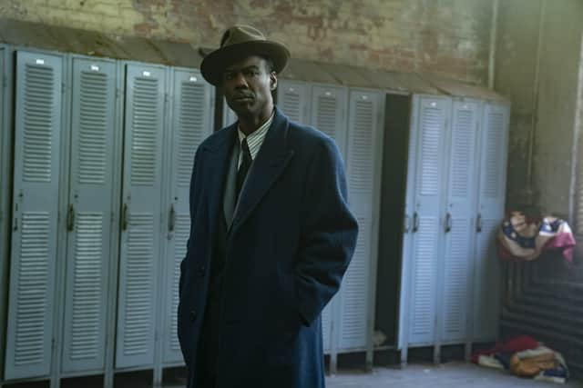 Chris Rock as Loy Cannon