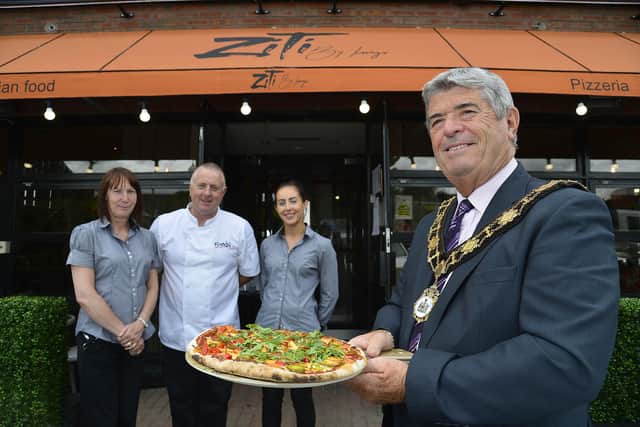 Mayor, Cllr Billy Webb is joined by Gina, Kevin and Ashlin McCourt during a visit to their newly opened restaurant, ZITI by Knags
